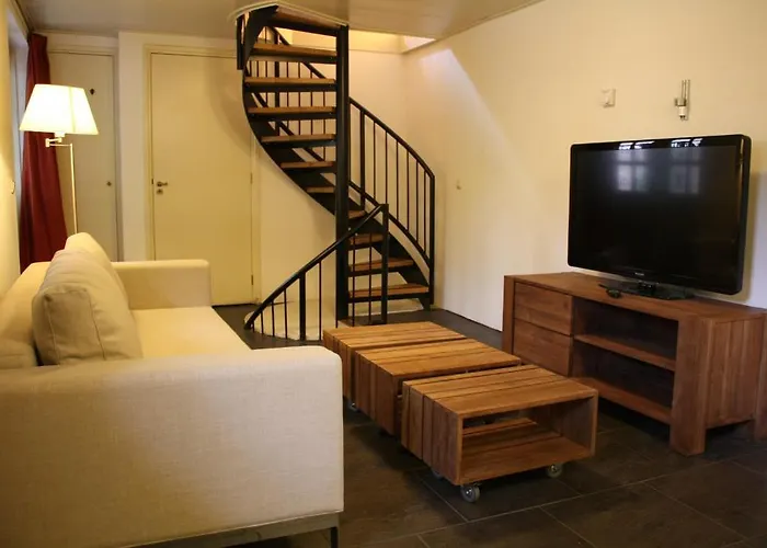 De Hemel De Kracht Ambacht 3*