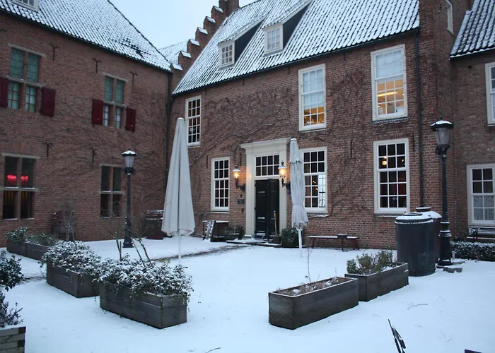 宾馆 De Hemel De Kracht Ambacht 3*